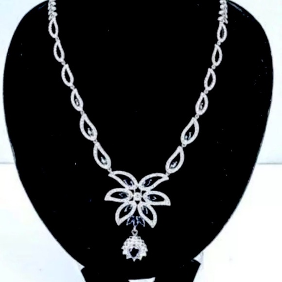 925 Silver Fancy Leaf Style Necklace & Pear Pendant Sapphire Blue w Swarovski - Picture 1 of 2